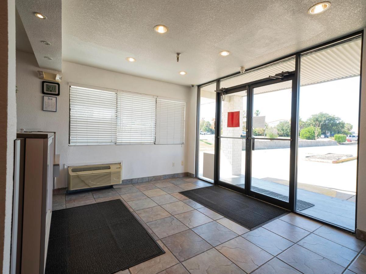 Americas Best Value Inn & Suites 亨博尔 外观 照片