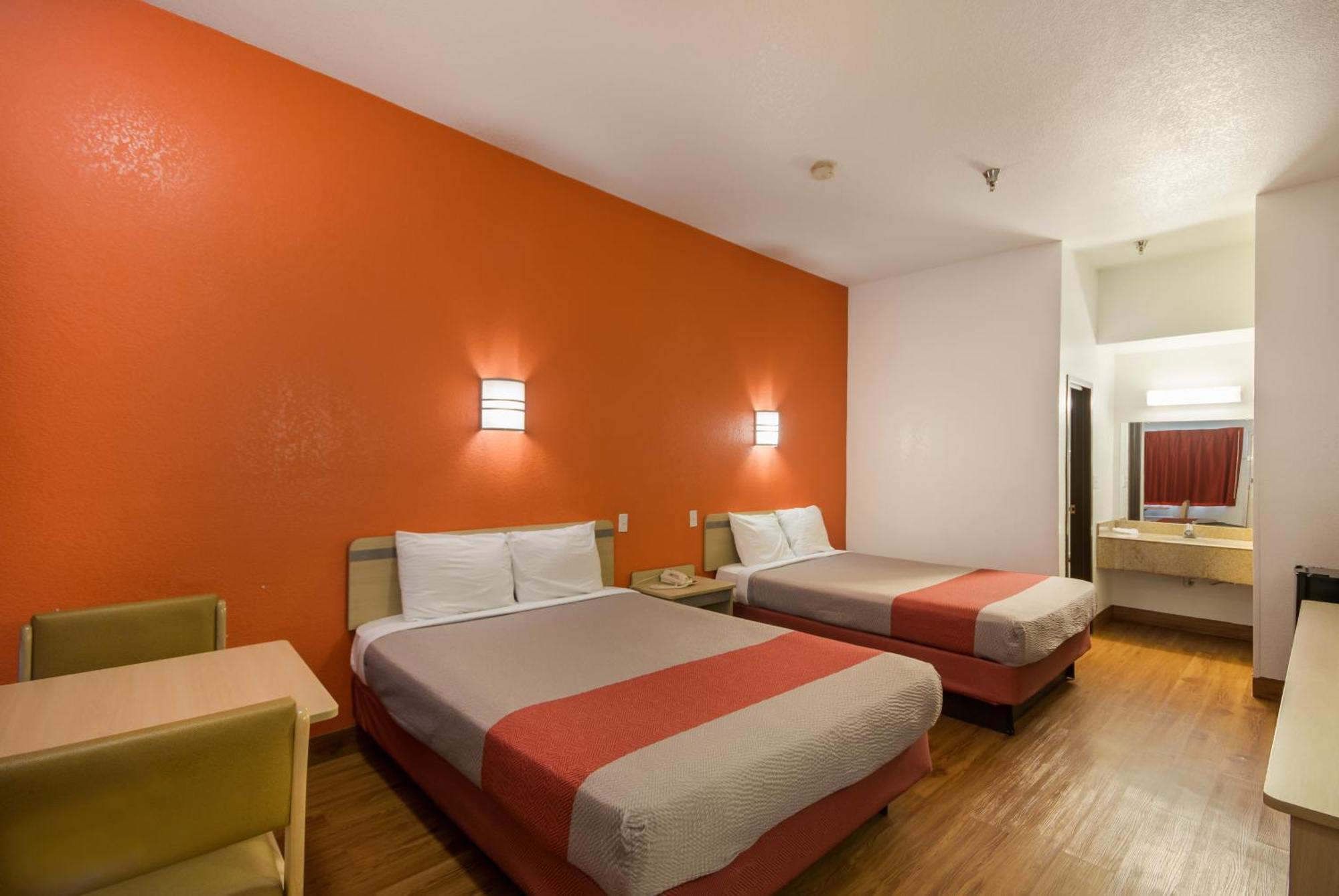 Americas Best Value Inn & Suites 亨博尔 外观 照片