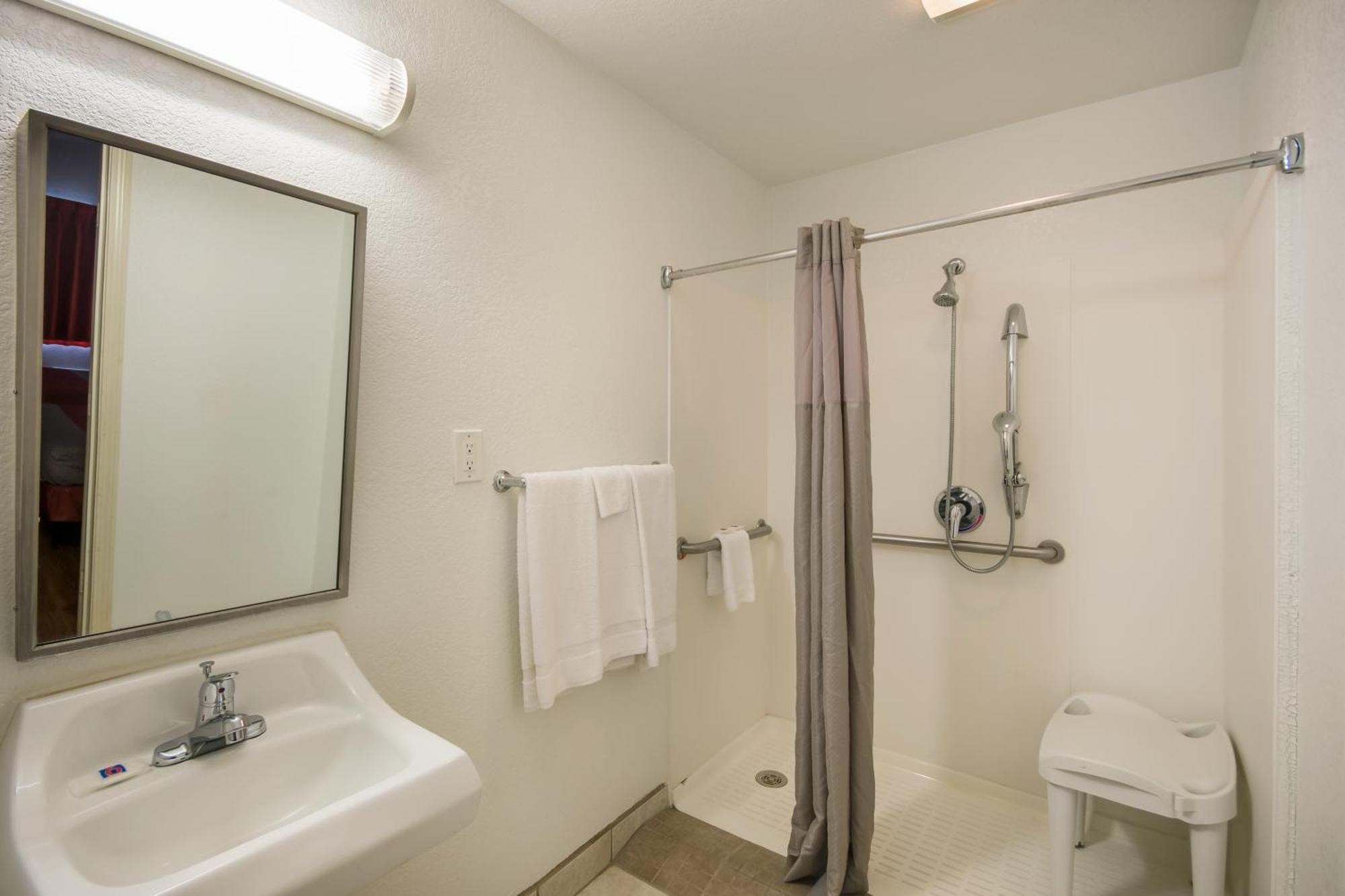 Americas Best Value Inn & Suites 亨博尔 外观 照片