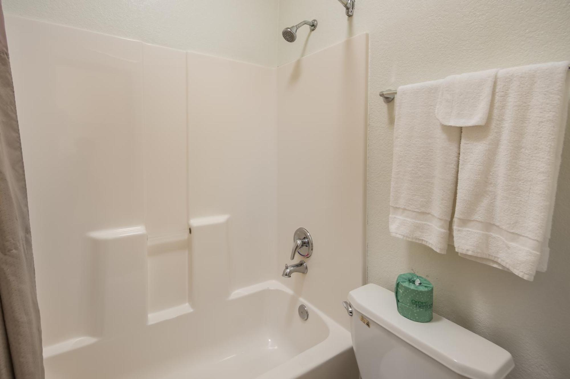 Americas Best Value Inn & Suites 亨博尔 外观 照片